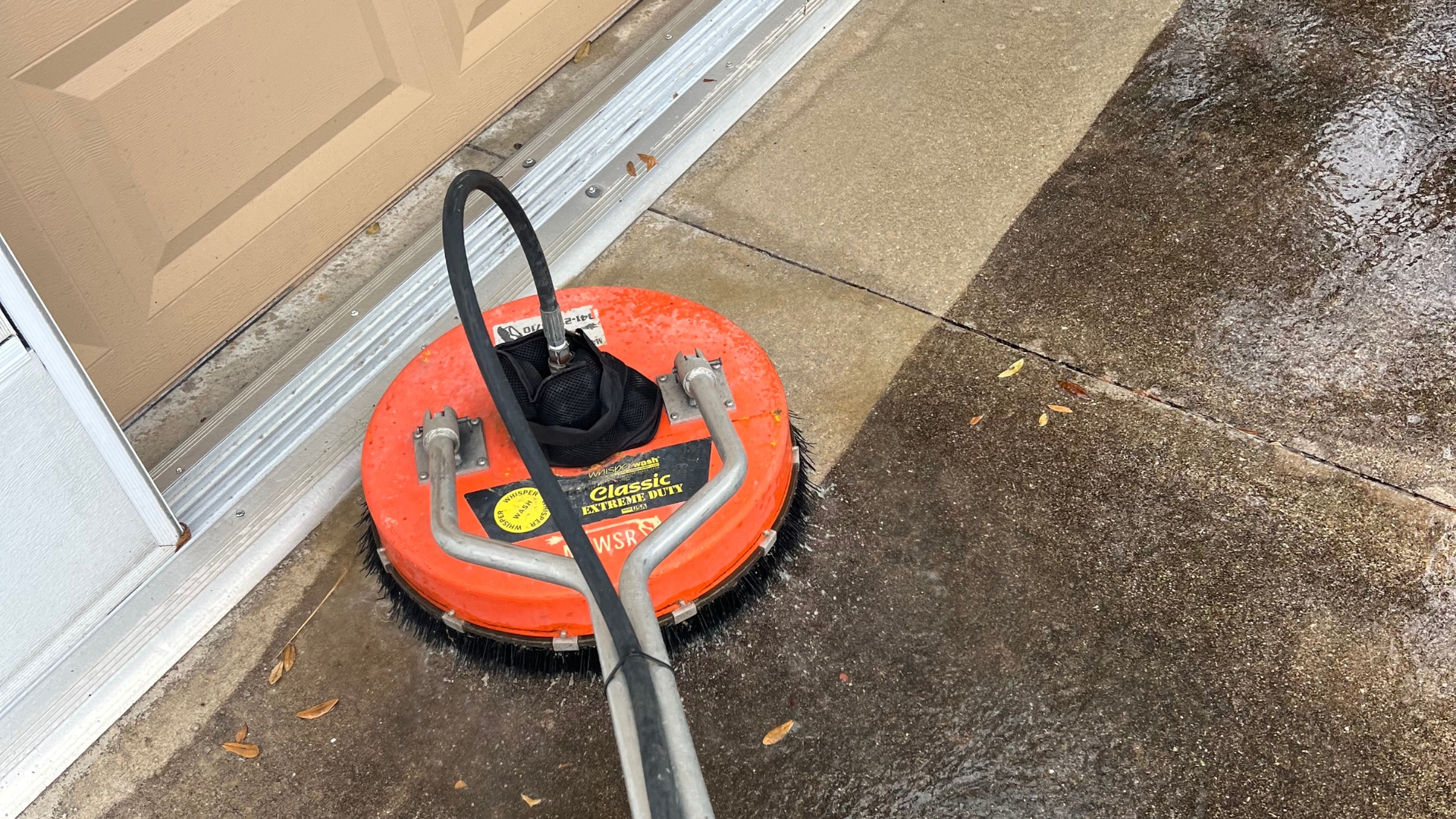 driveway cleaning and sealing